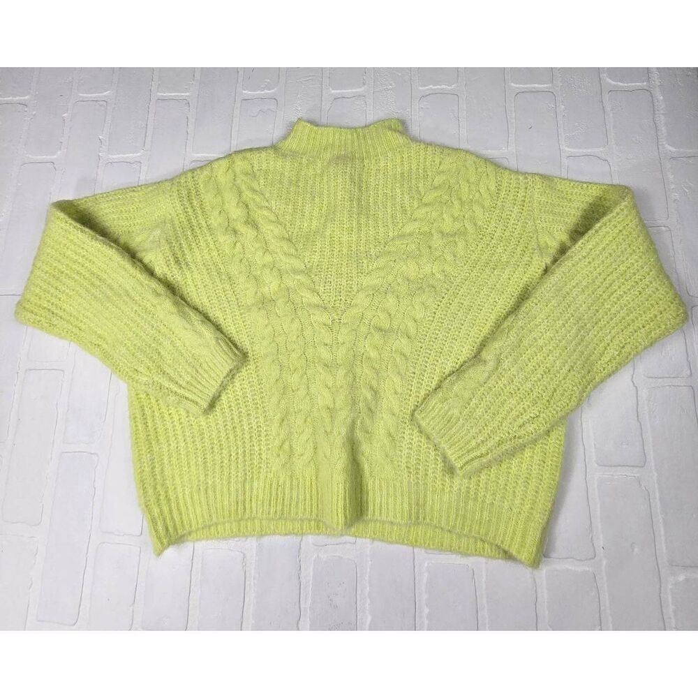 Universal Thread Yellow Sweater Small
